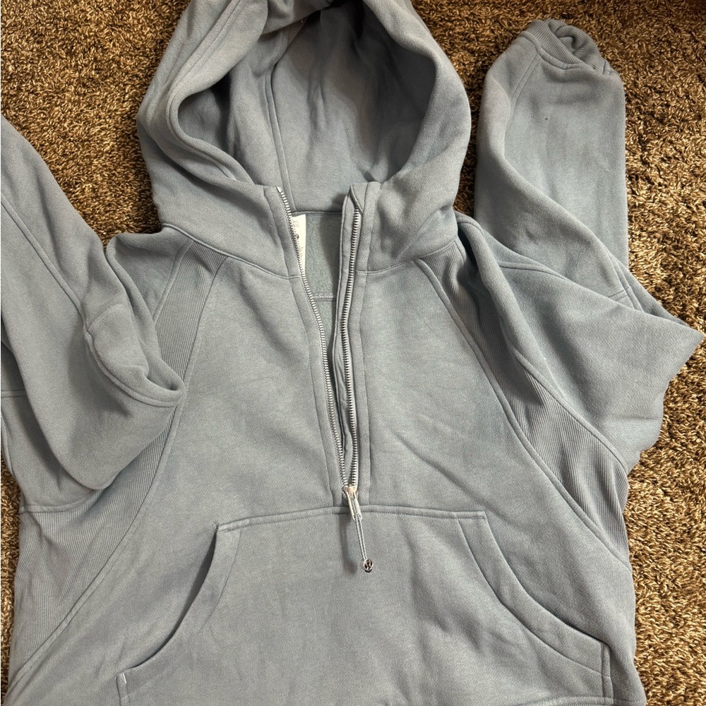 Lululemon Belgian blue scuba